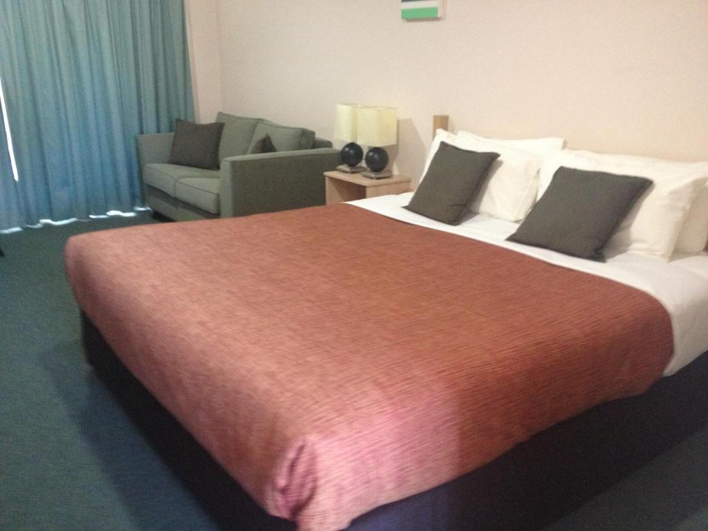 Rose Garden Motel Geelong Room photo